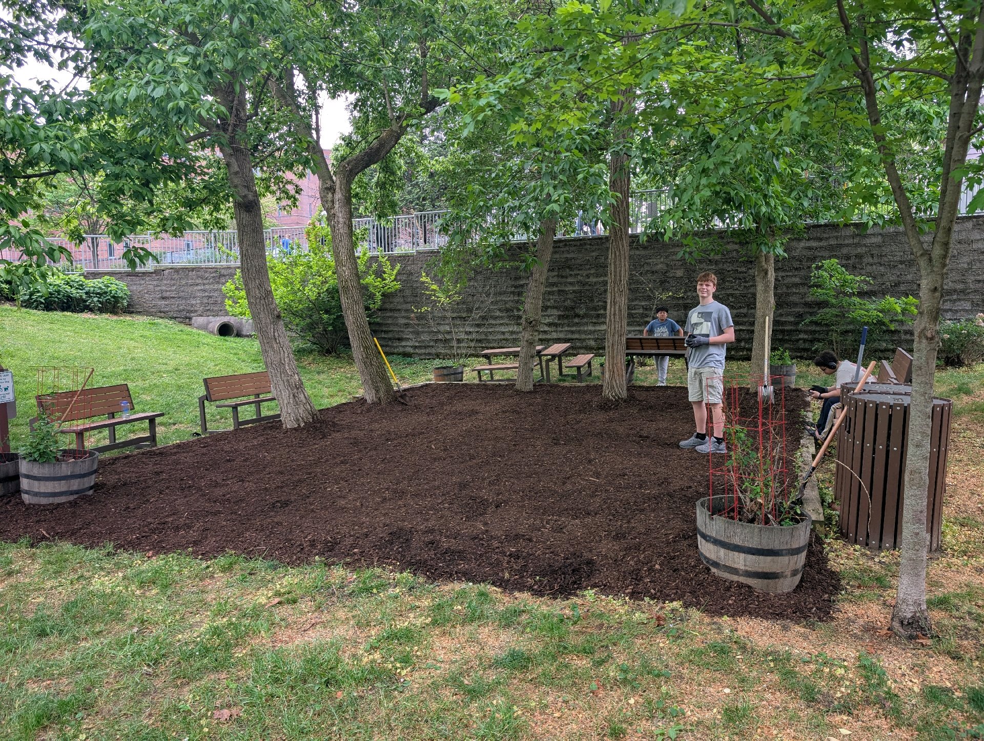 Service Project at Taft House photo