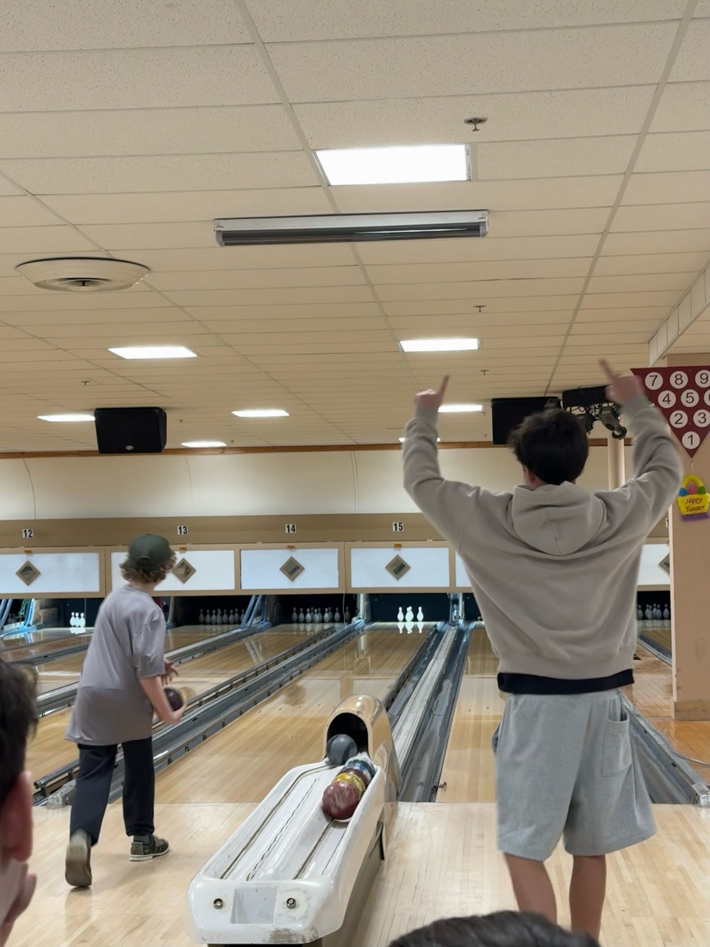FUN MEETING - Bowling photo