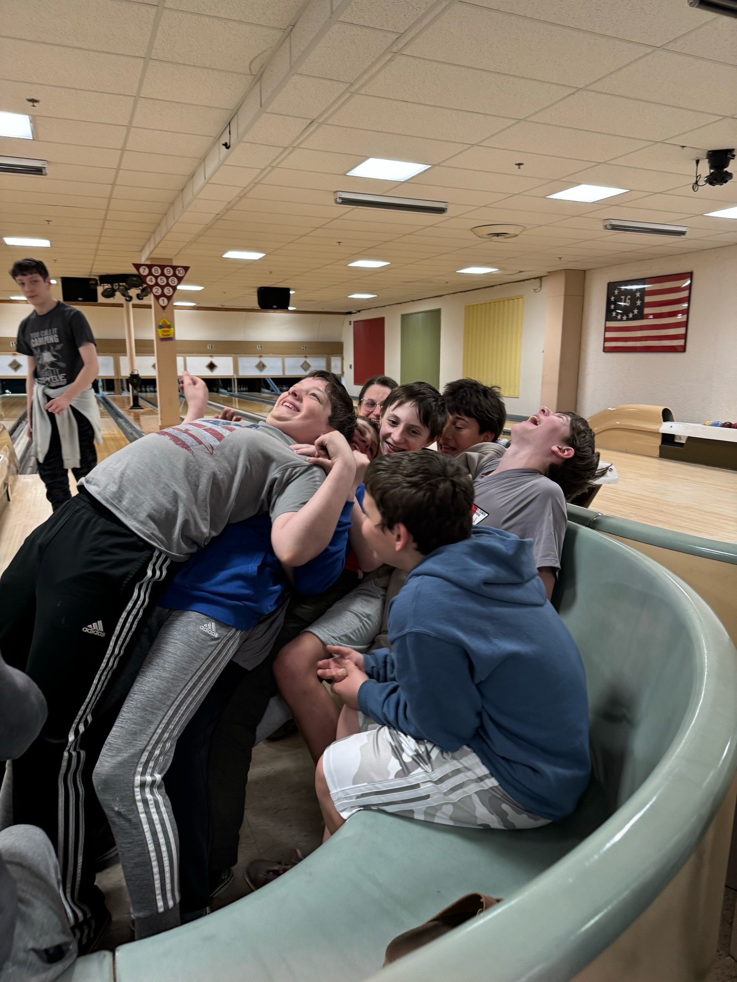 FUN MEETING - Bowling photo