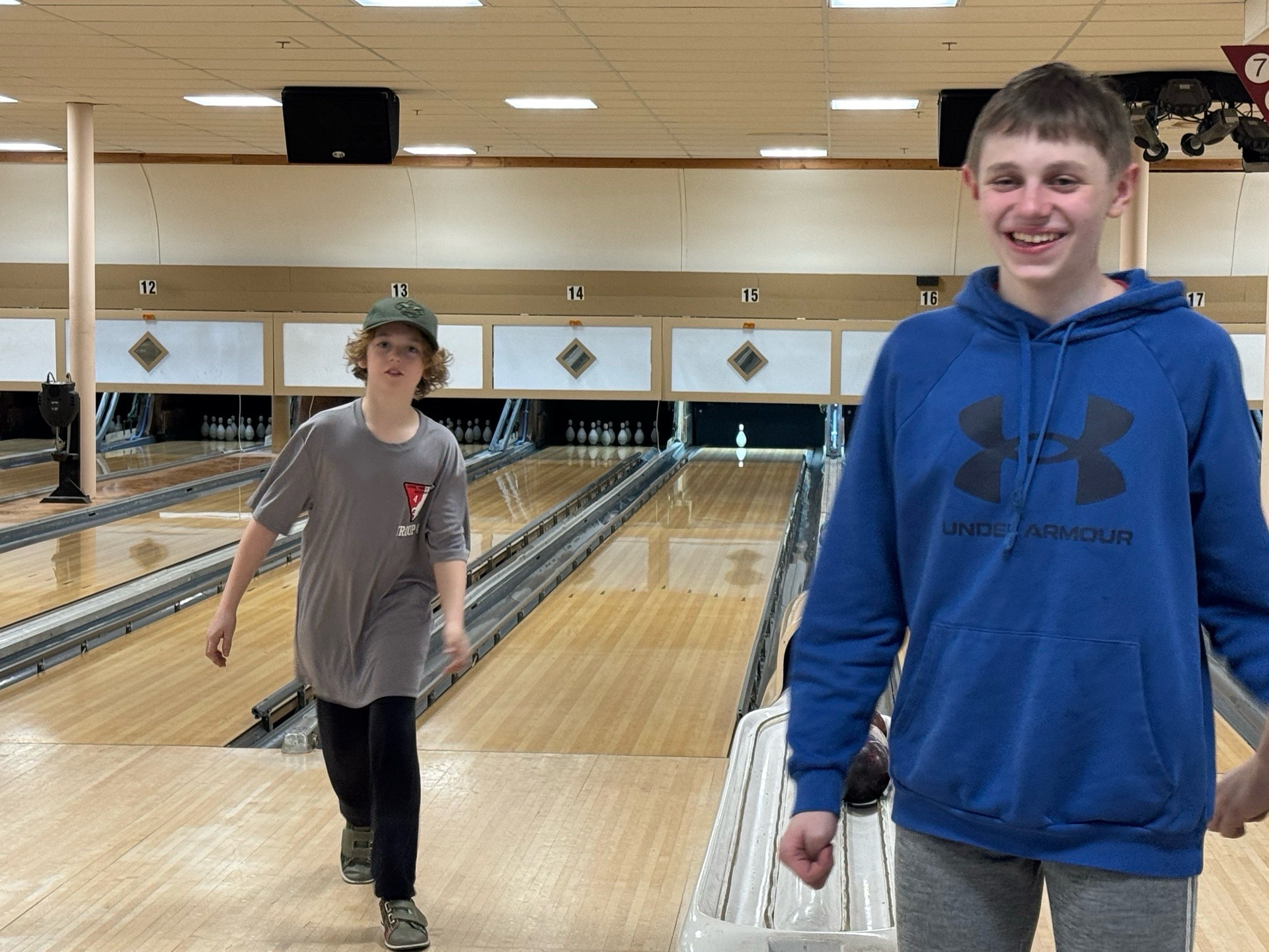 FUN MEETING - Bowling photo