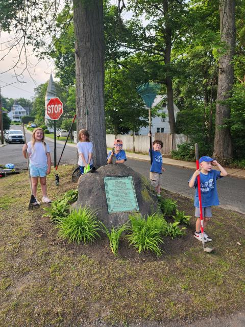 Adopt A Spot Clean Up and Ice Cream 2025 photo