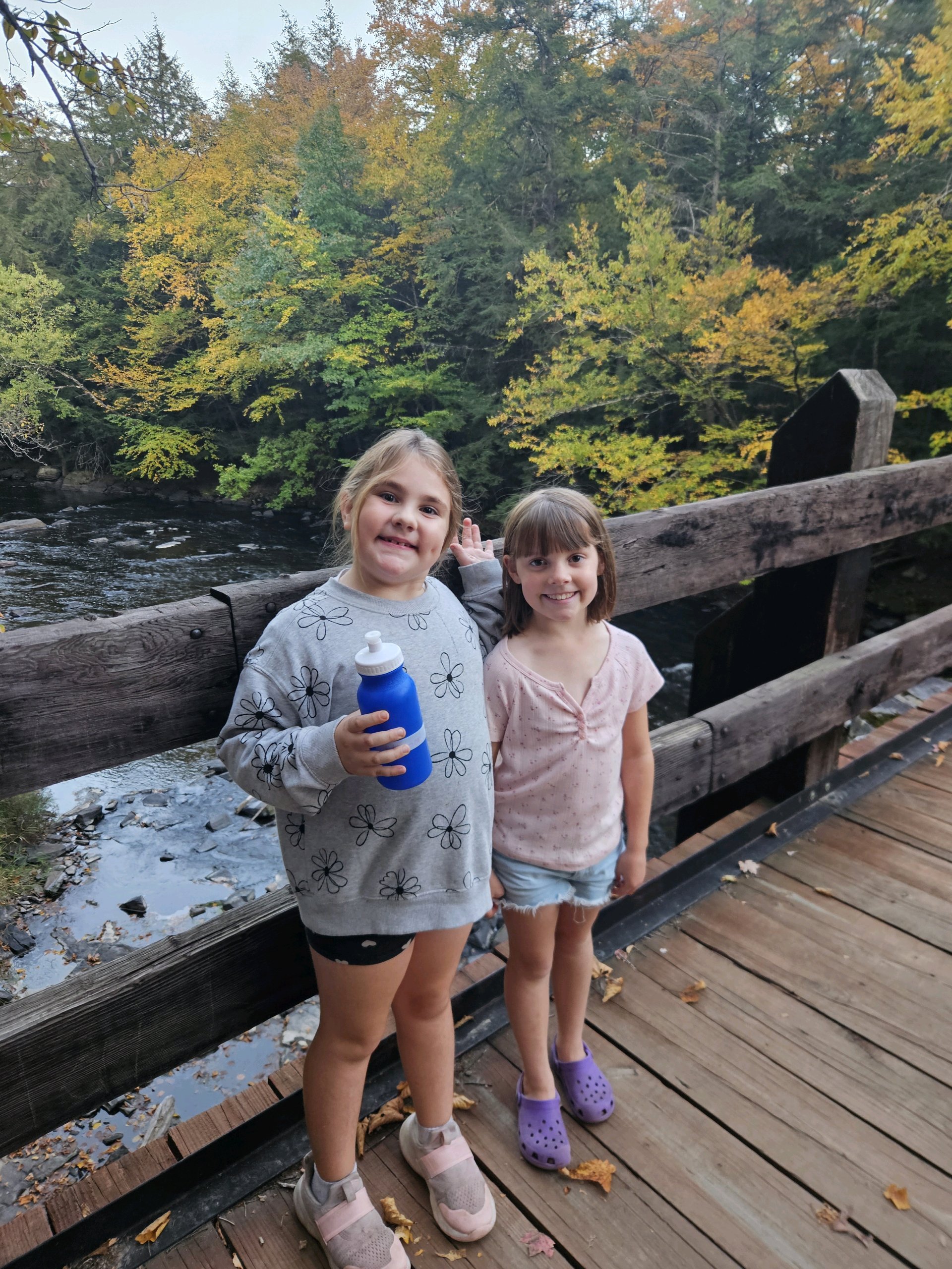 Wolf/Bear Den Hike photo