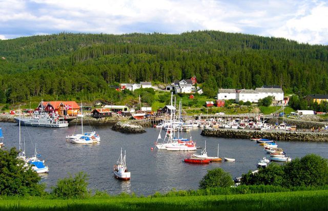Kjerknesvågen Kai