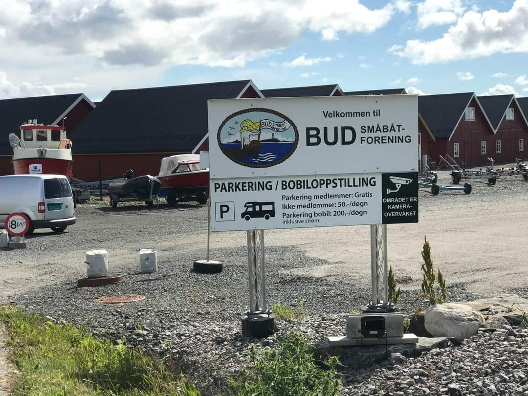 Bud Småbåtforening bobilparkering photo 4