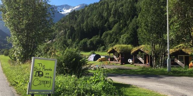 Stadheimfossen Camping og Hytter photo 4