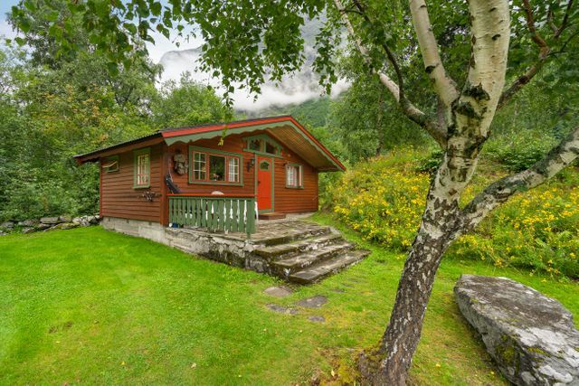 Furu Laksvald og Campingsenter photo 2