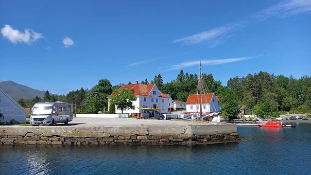 Kjeldsund Leirstad og Gjestegard