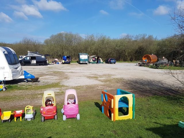 Hawes Villa Caravan & Campervan Site