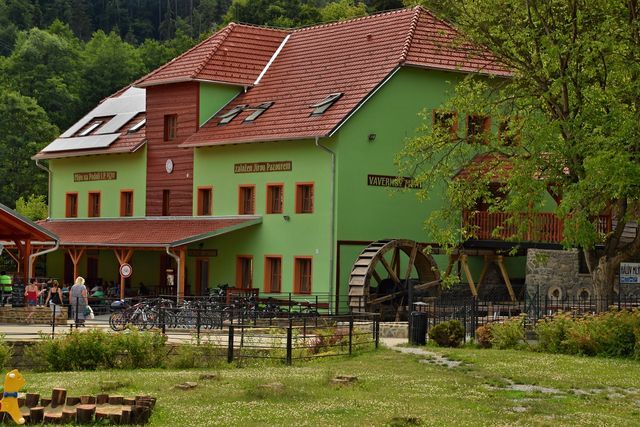 Hálův mill photo 2