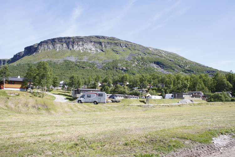 Garen Camping
