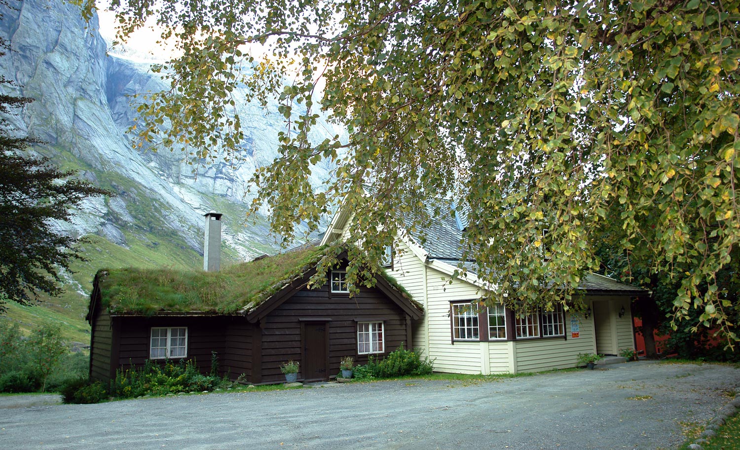 Lunde Turiststasjon photo 2