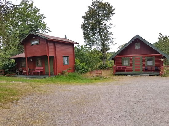 Bondegårdsparken Hyttegrend