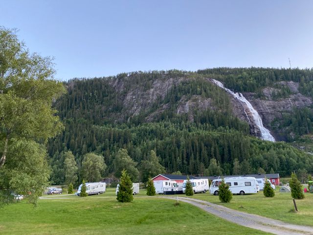 Reiårsfossen Hostel og Camping photo 5
