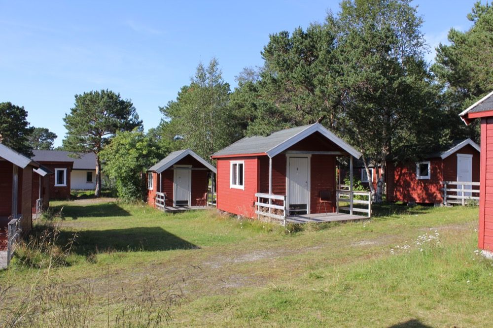Ulvsvåg Gästgenderi and Fjordcamping photo 3