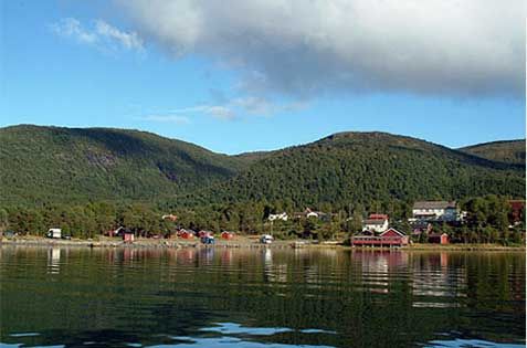 Ulvsvåg Gästgenderi and Fjordcamping