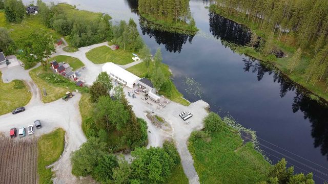 Øvreeide Gard Bobilcamp