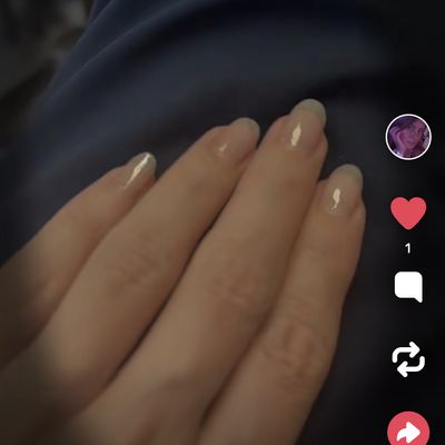 laura pooki - 1