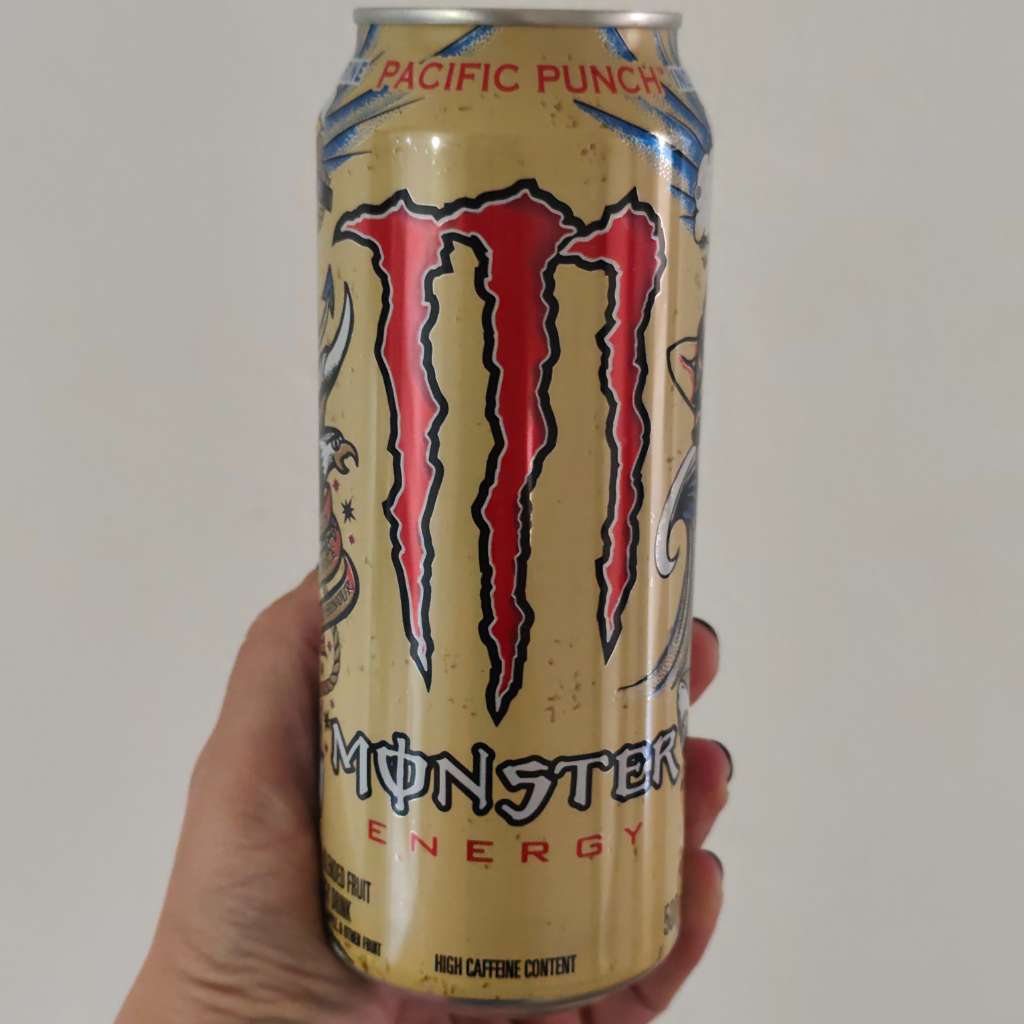 Monster Energy Pacific Punch