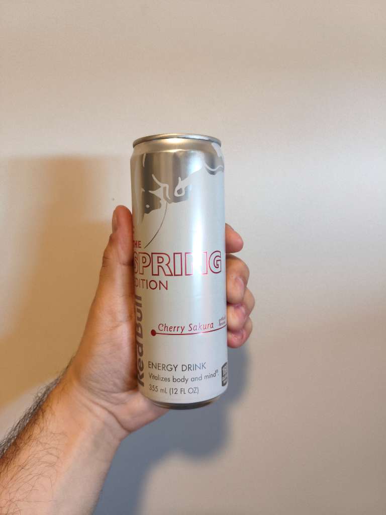 Red Bull Cherry Sakura