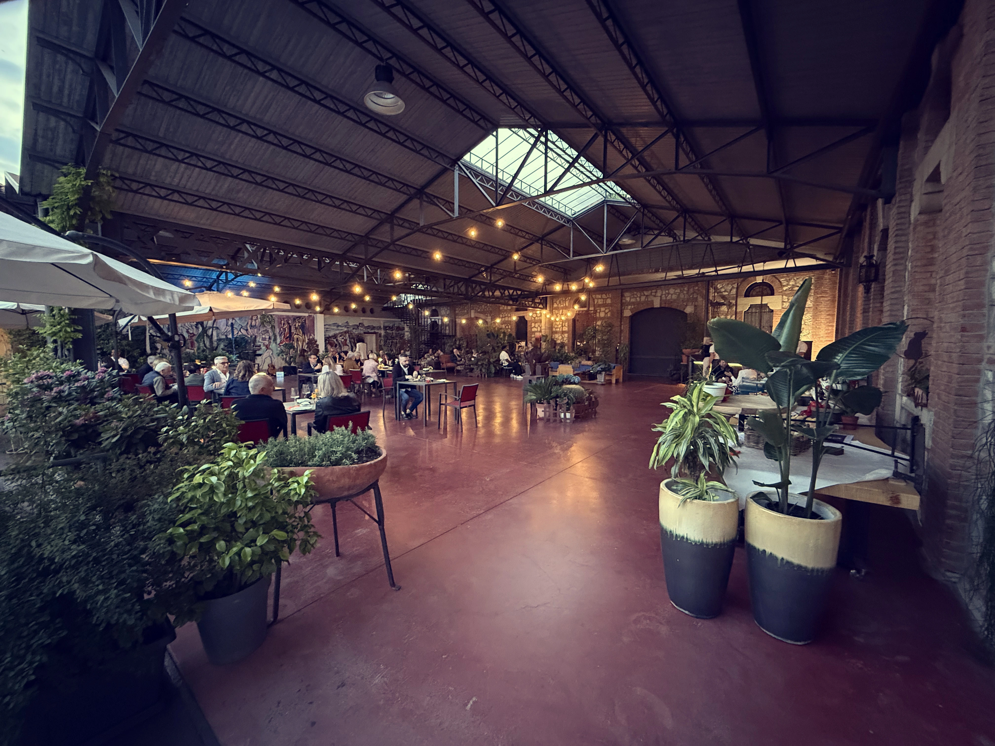 Ristorante accogliente con un'atmosfera unica.
