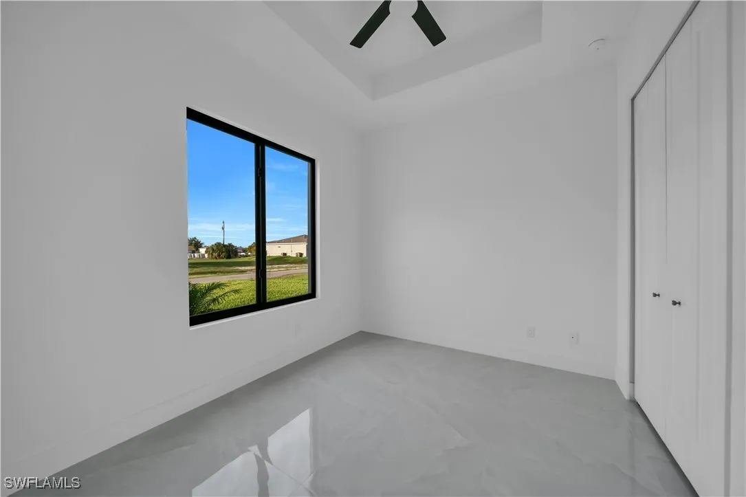 4 bed, 3 bath, 1,931 sq ft single-family home - Gallery Image 6