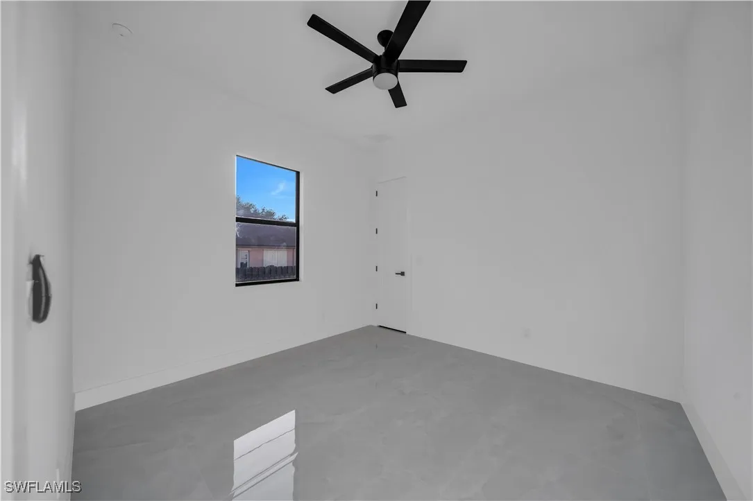 4 bed, 3 bath, 1,931 sq ft single-family home - Gallery Image 10