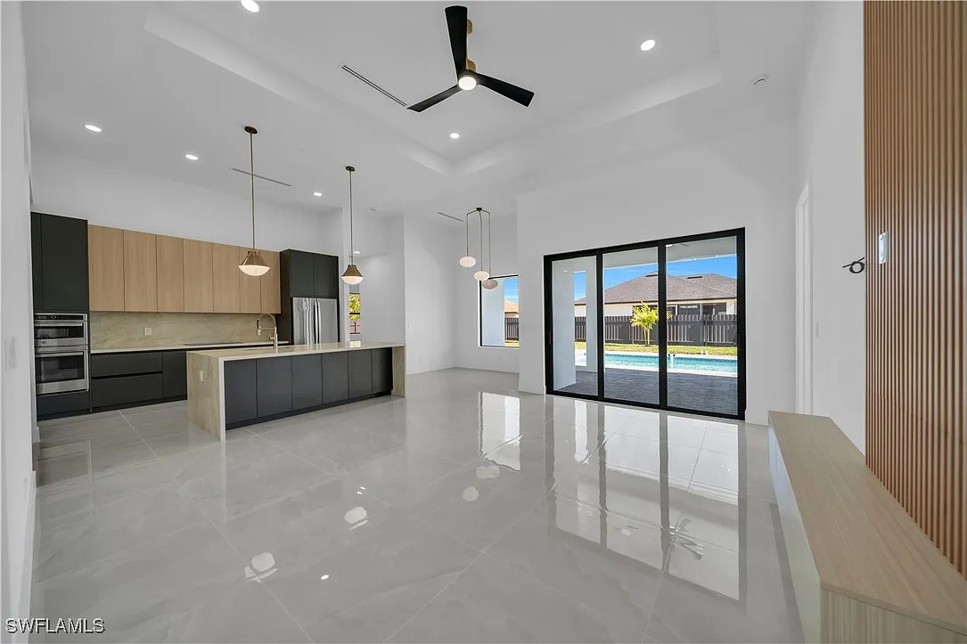 Single-family home — 4 bedrooms, 3 full bathrooms, approximately 1,931 sq ft. - Gallery Image 20