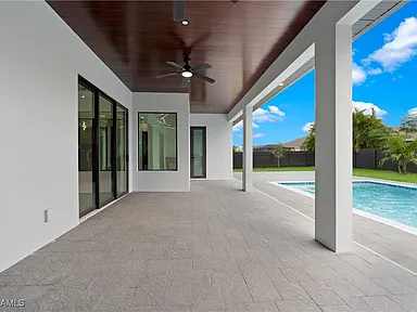 https://www.zillow.com/homedetails/2008-SW-3rd-St-Cape-Coral-FL-33991/103350186_zpid/ - Gallery Image 21