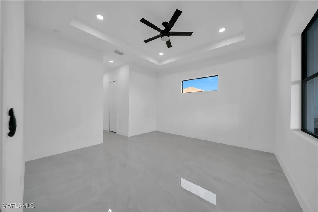 4 bed, 3 bath, 1,931 sq ft single-family home - Gallery Image 26