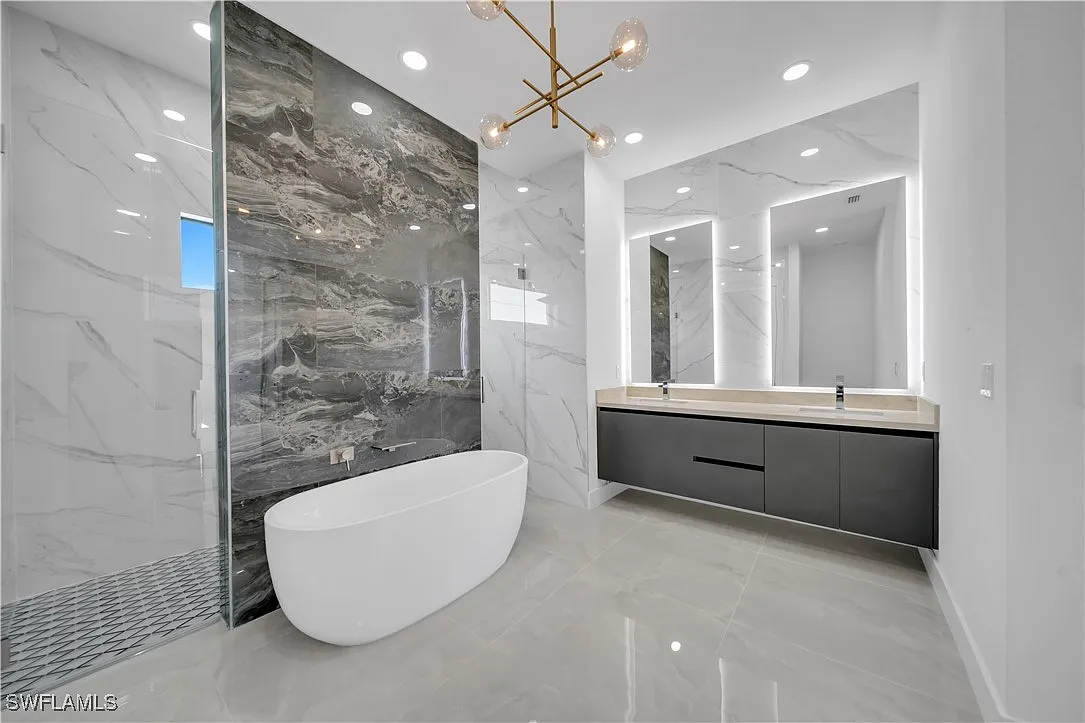 Single-family home — 4 bedrooms, 3 full bathrooms, approximately 1,931 sq ft. - Gallery Image 10