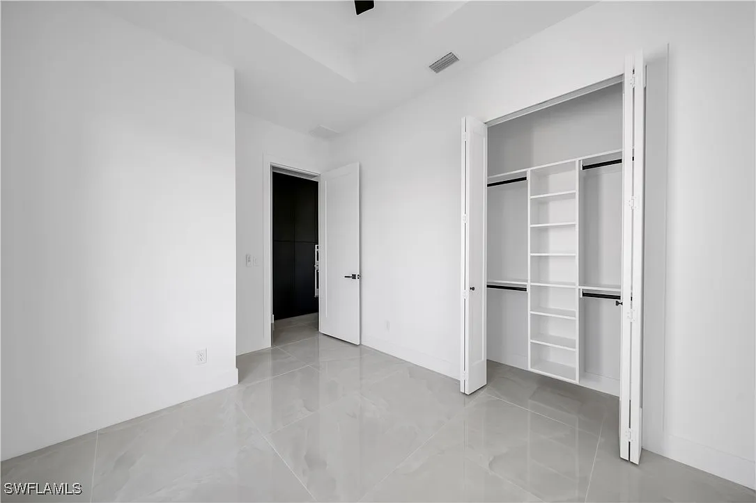 Single-family home — 4 bedrooms, 3 full bathrooms, approximately 1,931 sq ft. - Gallery Image 7