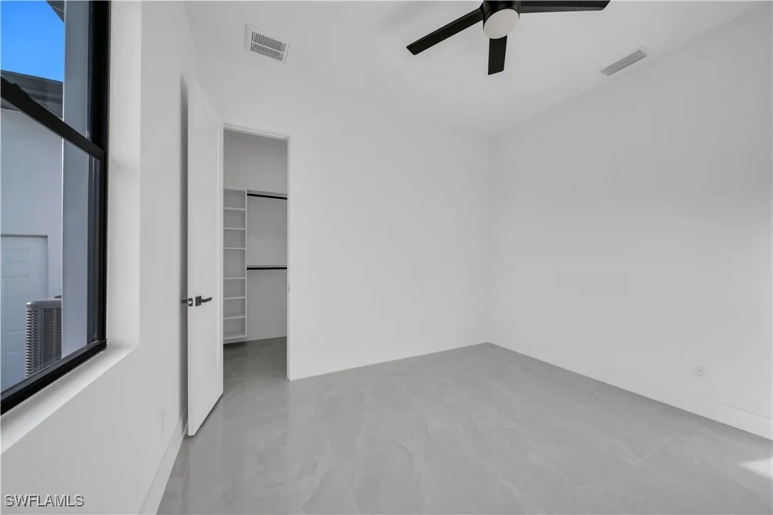 4 bed, 3 bath, 1,931 sq ft single-family home - Gallery Image 9