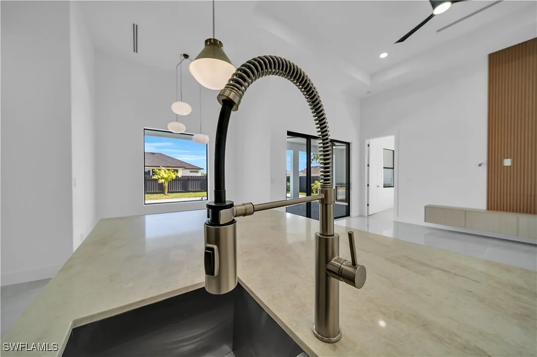 Single-family home — 4 bedrooms, 3 full bathrooms, approximately 1,931 sq ft. - Gallery Image 18