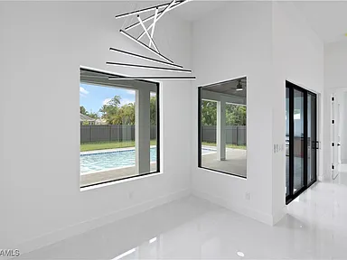 https://www.zillow.com/homedetails/2008-SW-3rd-St-Cape-Coral-FL-33991/103350186_zpid/ - Gallery Image 16