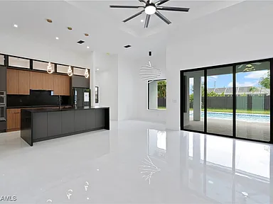 https://www.zillow.com/homedetails/2008-SW-3rd-St-Cape-Coral-FL-33991/103350186_zpid/ - Gallery Image 19