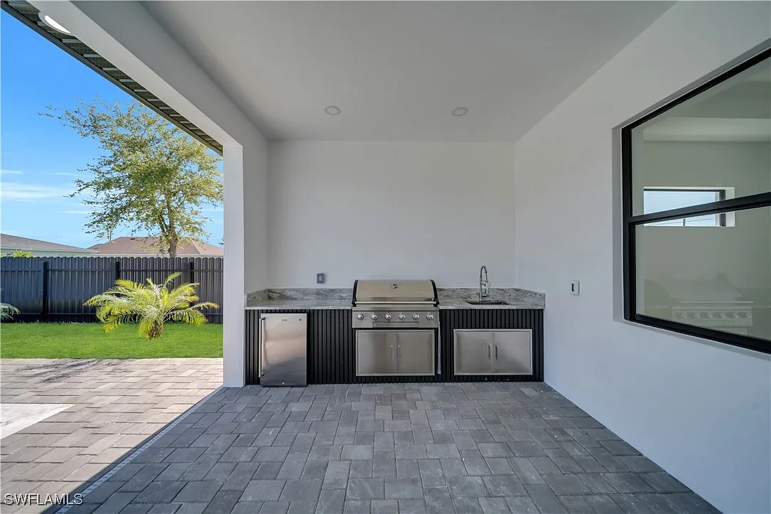 Single-family home — 4 bedrooms, 3 full bathrooms, approximately 1,931 sq ft. - Gallery Image 26