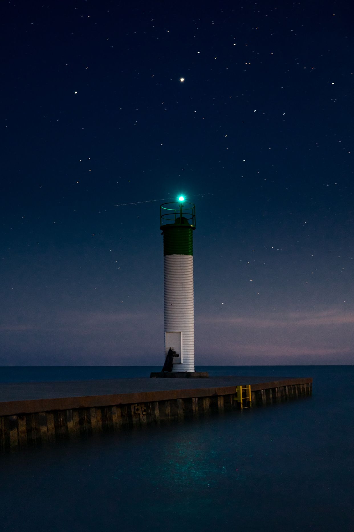 Port Bruce Pierhead Light
