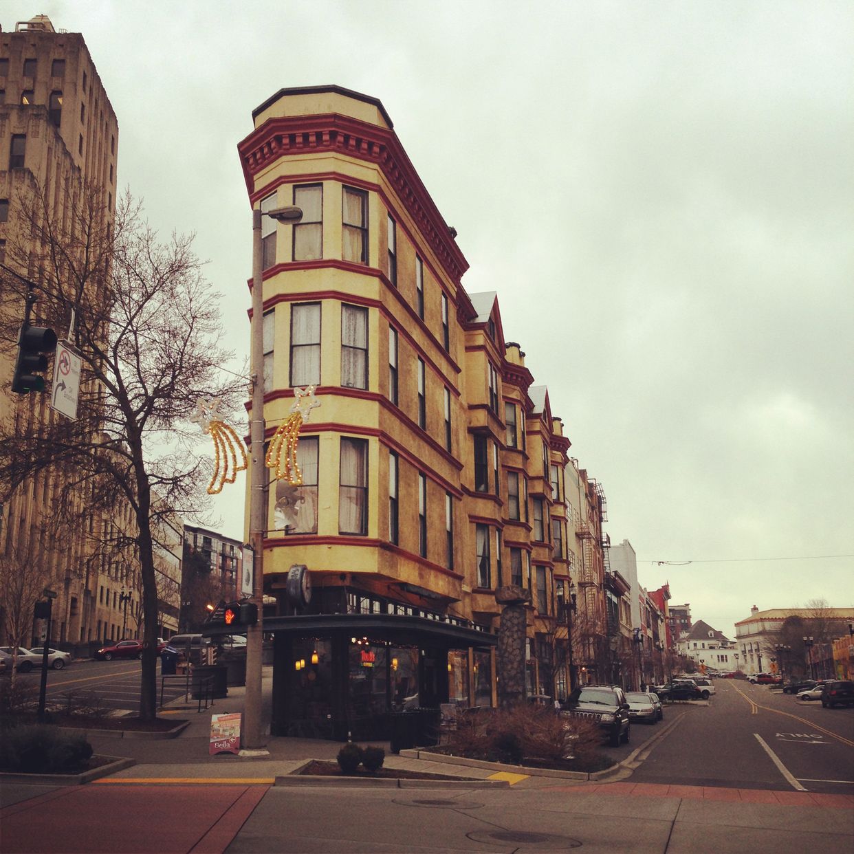 Rialto Theater - Photo by Steven Pavlov