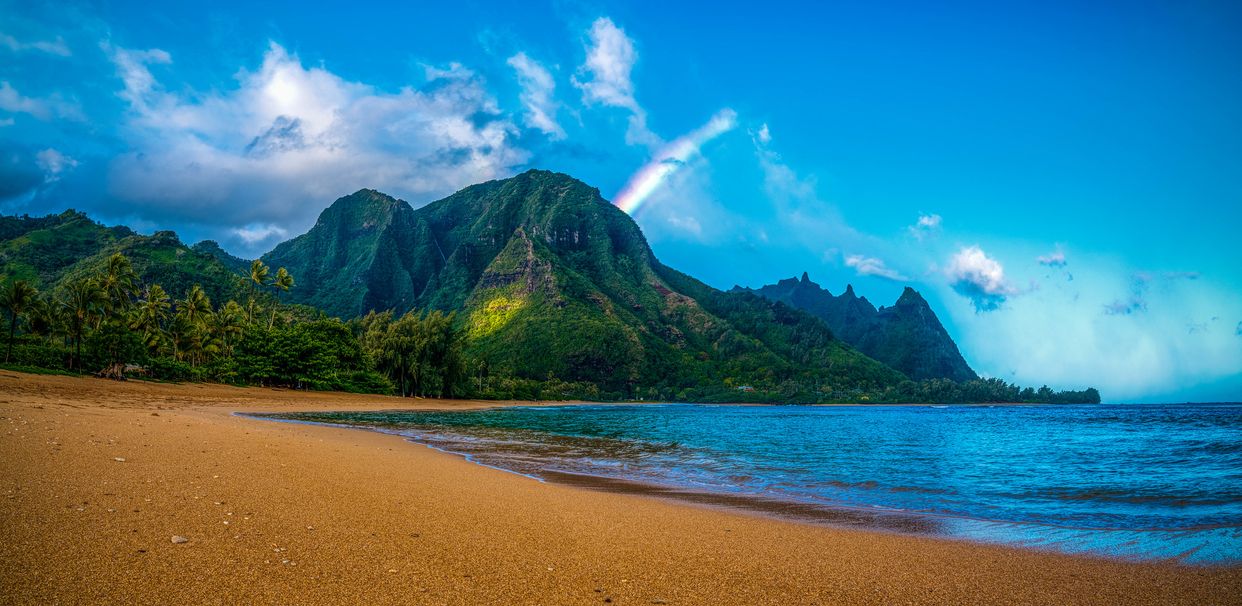Tunnels Beach