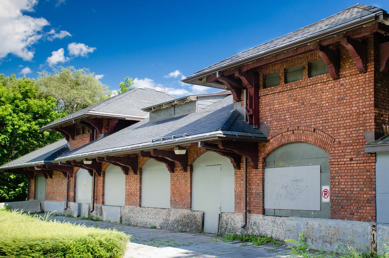 Westmount Station
