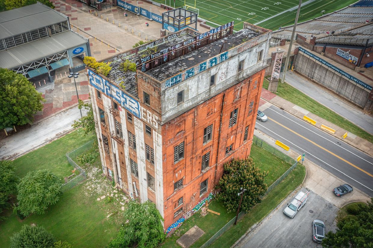 E. Lewis Cook & Associates Building