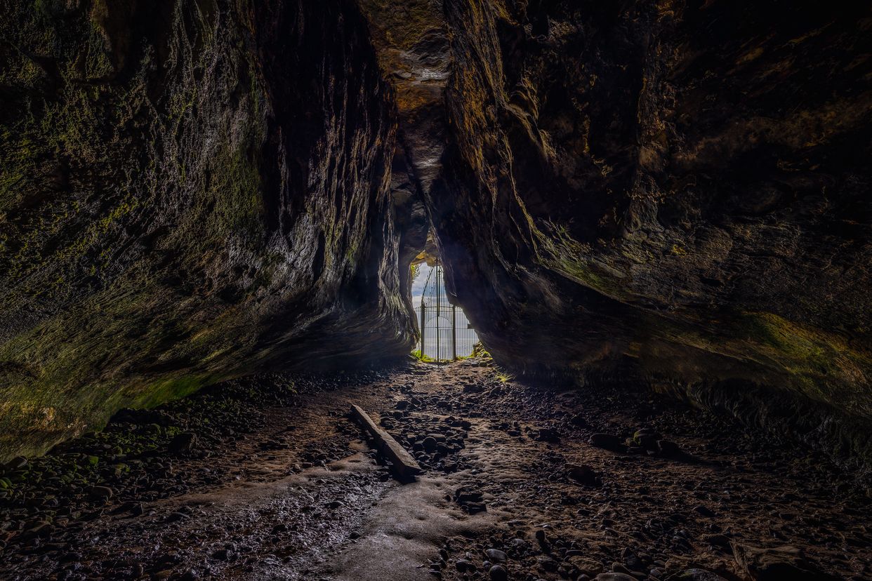 King's Cave