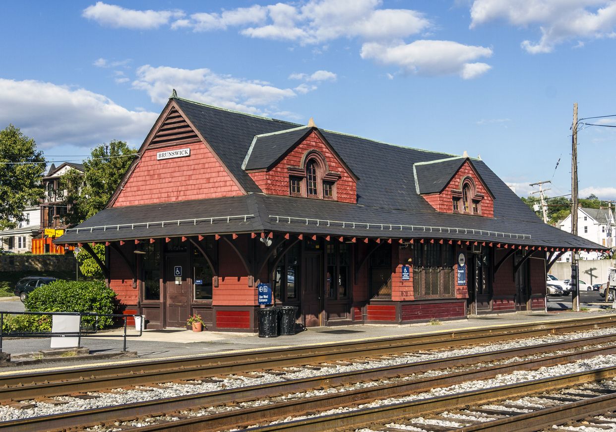 Brunswick Train Station