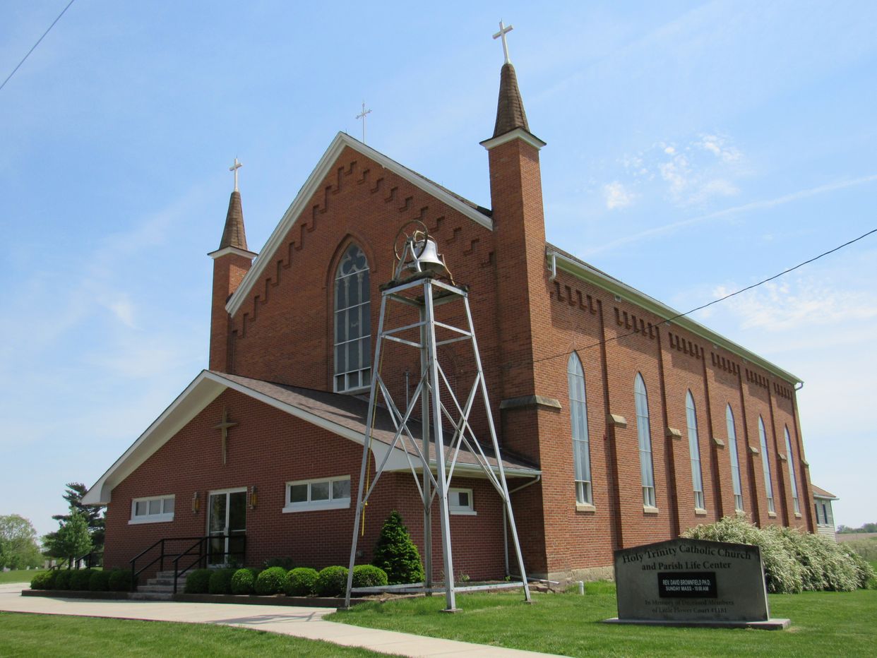  Holy Trinity Catholic Church
