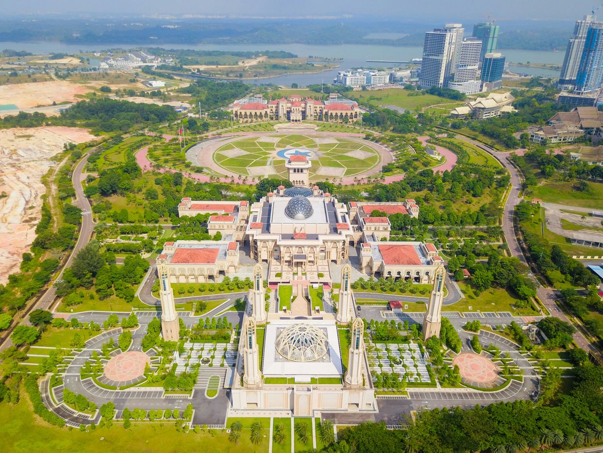 Masjid Kota Iskandar - Photo by Afifi Zulkifle