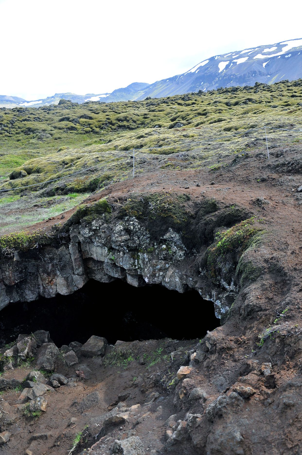 Leiðarendi Lava Cave