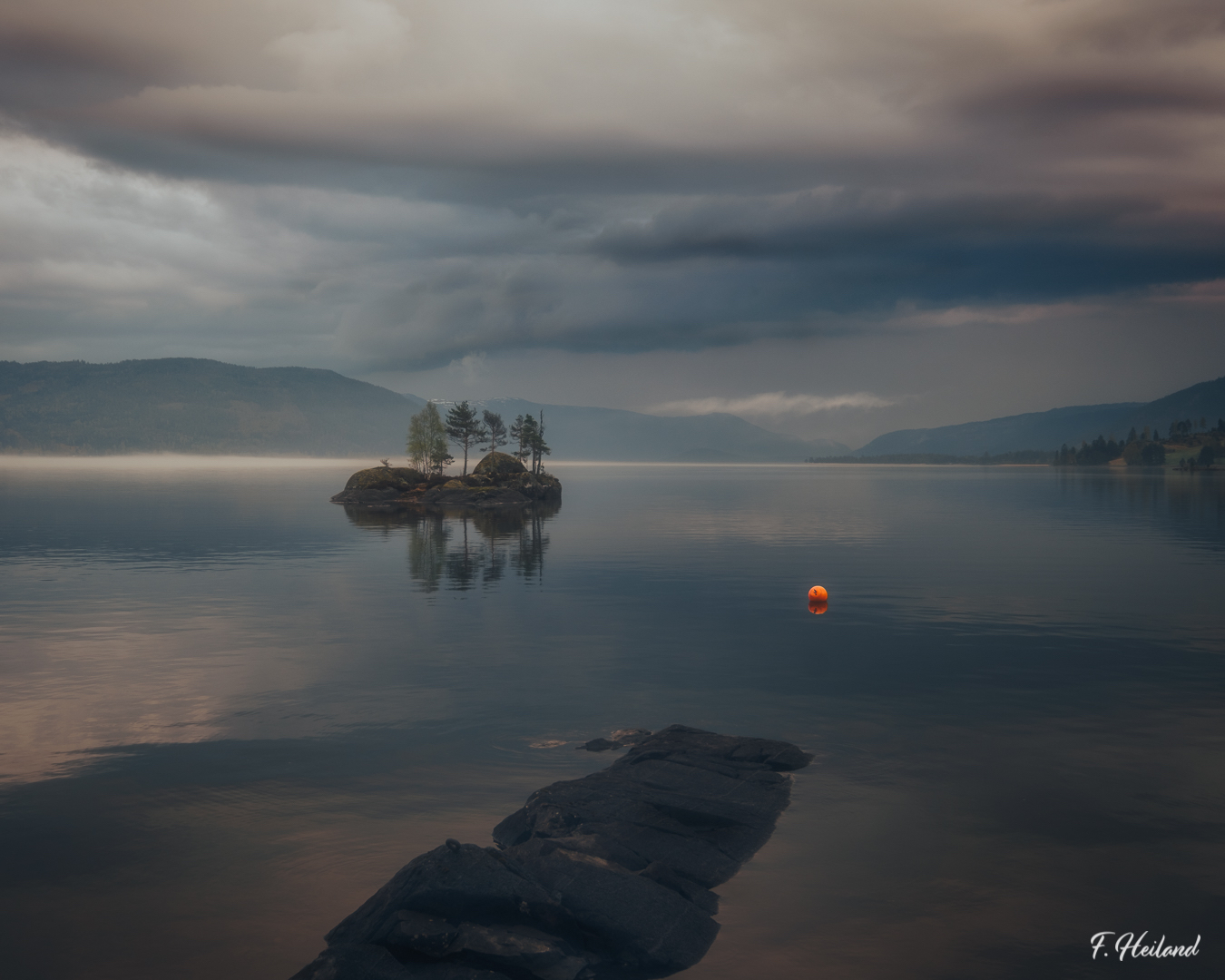 Lake Nisser Viewpoint — Photo by F.Heiland