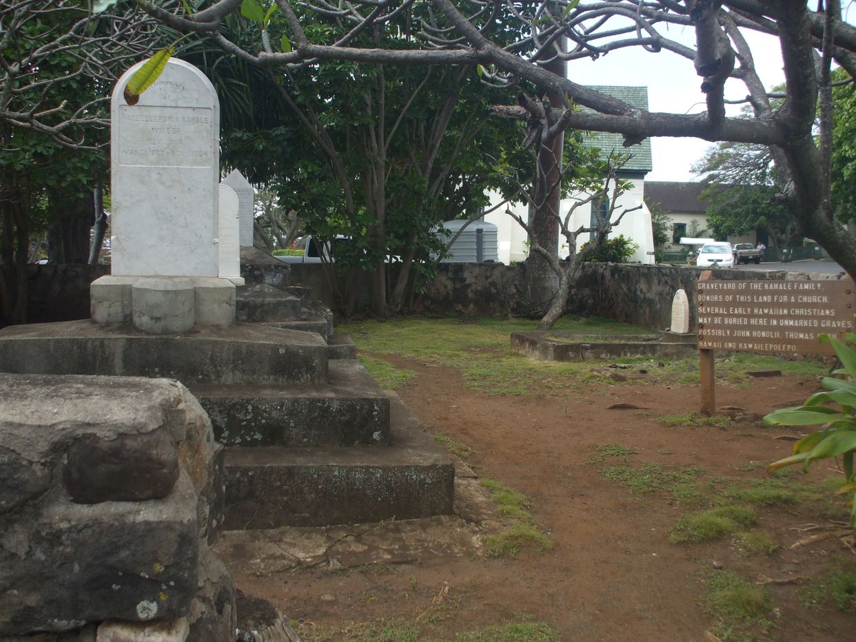 Kaahumanu Church Cemetery 