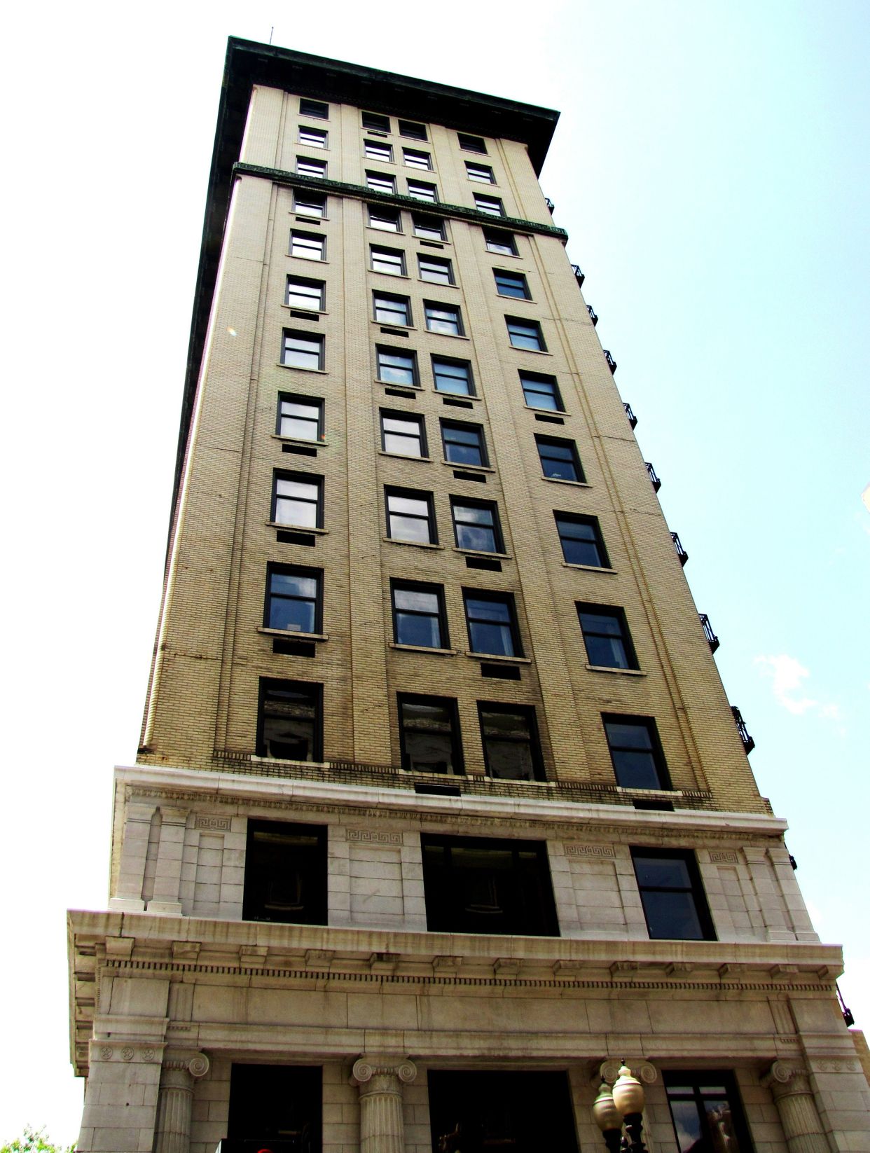 Holston Bank Building