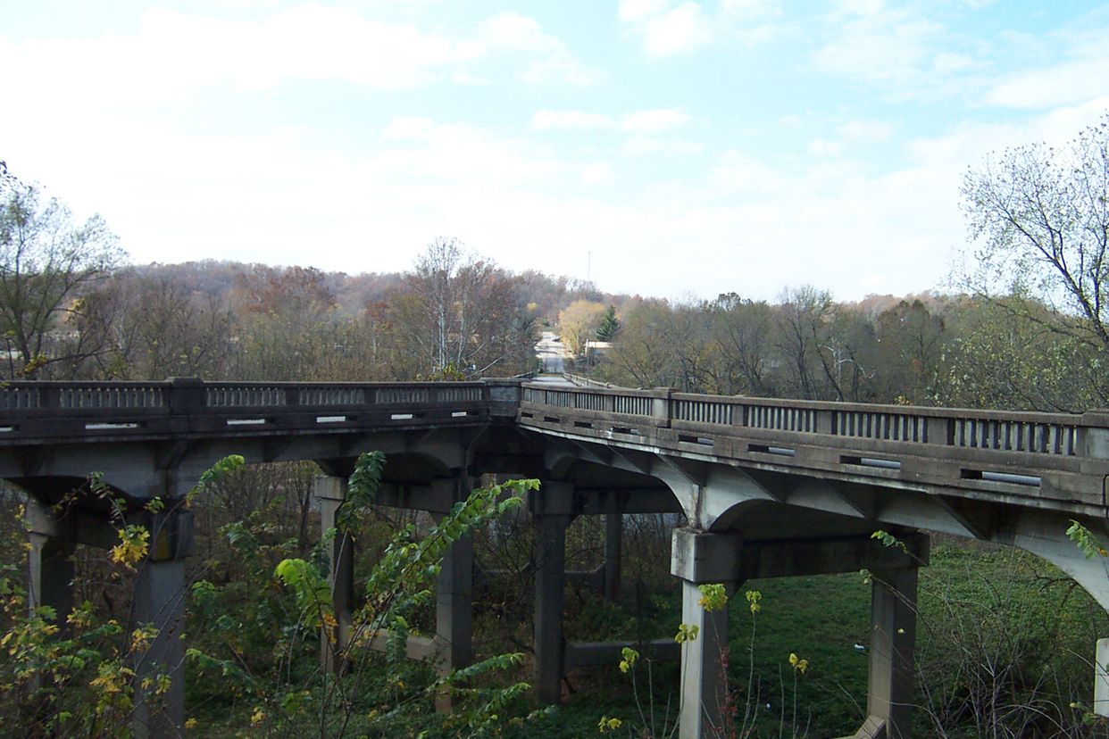 Y-Bridge